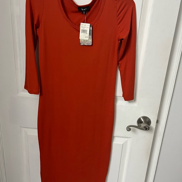 Orange dress - Picture 3 of 4